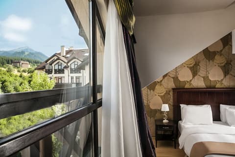 Premier Luxury Mountain Resort