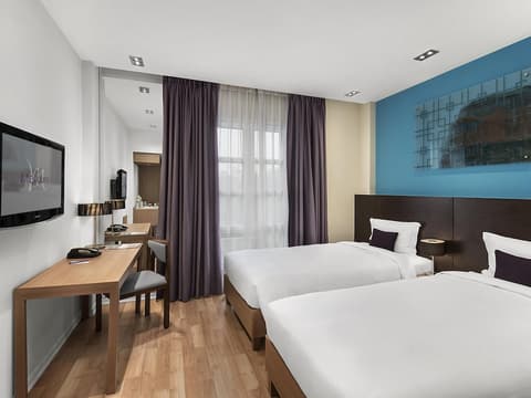 Mercure Hanoi La Gare