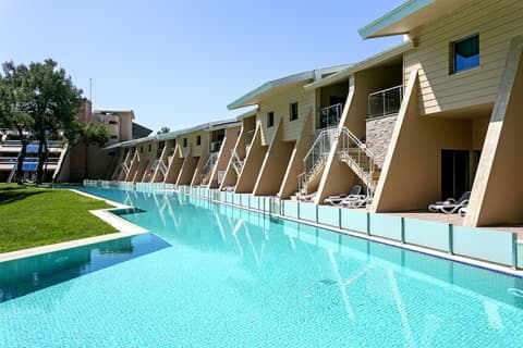 Rixos Sungate - The Land of Legends Access