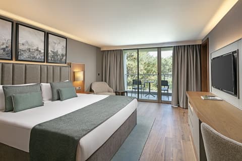 Rixos Sungate - The Land of Legends Access