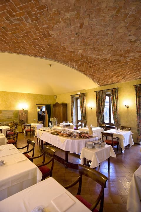 Albergo Le Due Corti, Restaurant