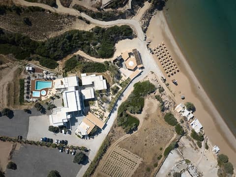 Golden Milos Beach House by Domotel
