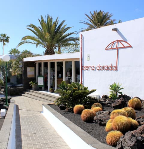 Arena Dorada - Apartments