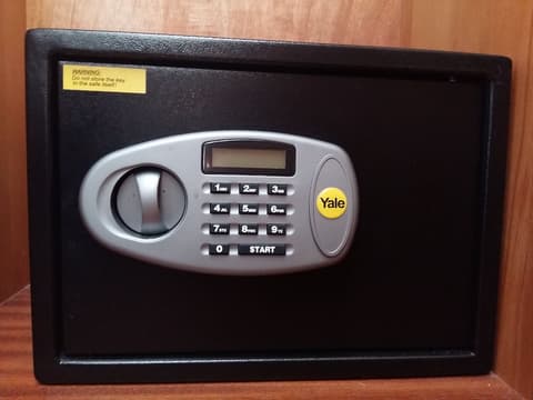 Blue Tuana Hotel, Room