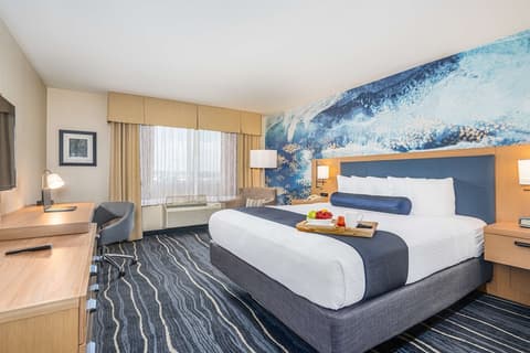 Best Western Plus Marina Gateway Hotel