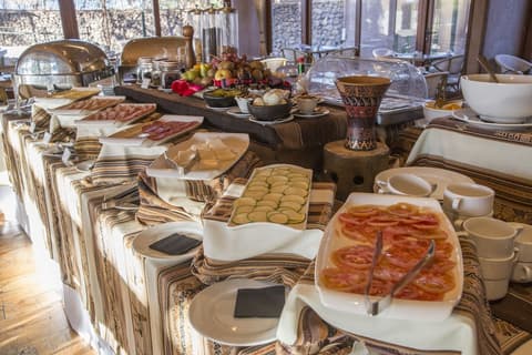 Hotel Cumbres San Pedro de Atacama, Breakfast buffet