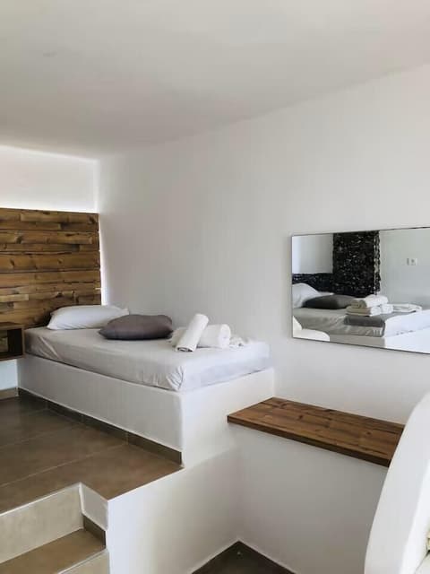 Villa Livadaros, Room