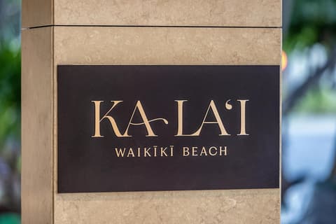 Ka Laʻi Waikiki Beach, LXR Hotels & Resorts, Lobby