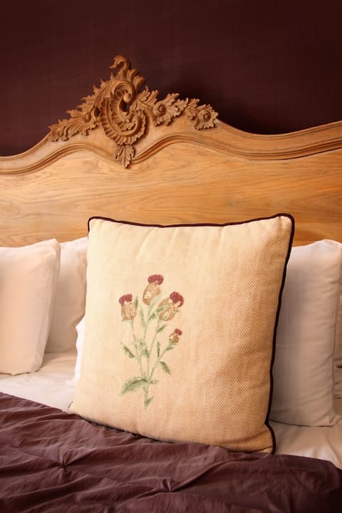 West Highland Hotel, Room