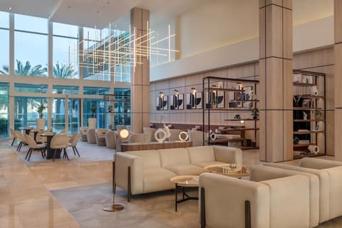 Yas Plaza Marina