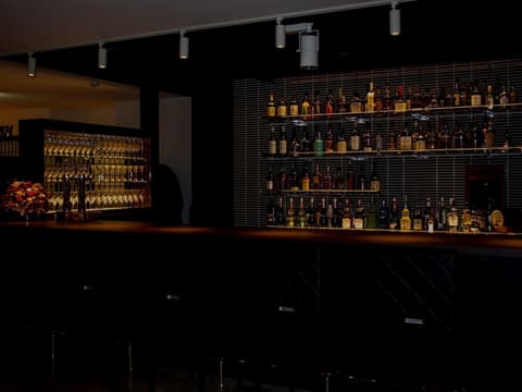 Hotel Asia Center of Japan, Restaurant