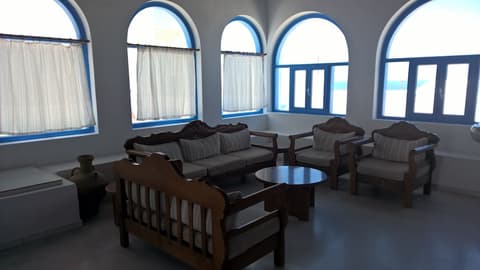 Laokasti Villas & Restaurant