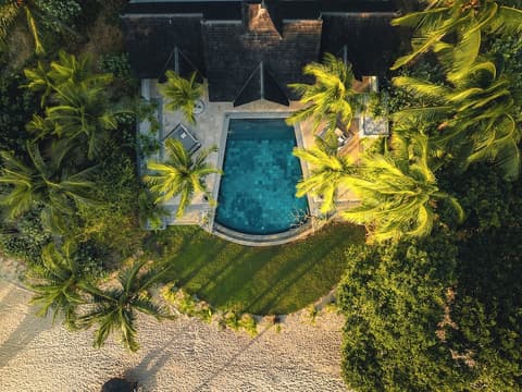 Maradiva Villas Resort & Spa