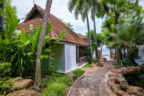 Samui Natien Resort