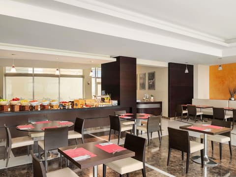 ibis Muscat, Breakfast area