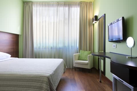 Athens Center Square Hotel, Room