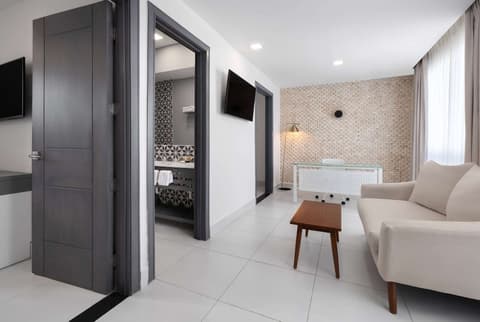 Gran Hotel Europa Santo Domingo, Trademark by Wyndham