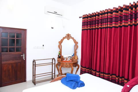 White Villa Airport Transit Hotel