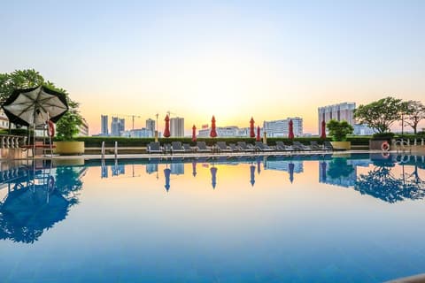 China Hotel, Outdoor pool
