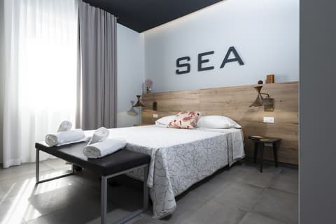 Marconi 1935 B&B and Holiday Home