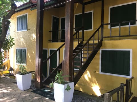 Pousada Saint Germain Buzios, Interior entrance
