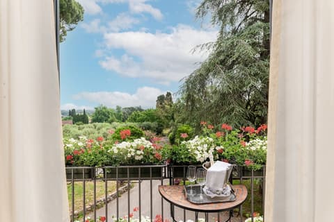 Hotel Villa San Michele, View from room