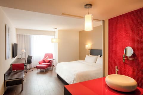 Fiesta Inn Express Monterrey Centro, Room