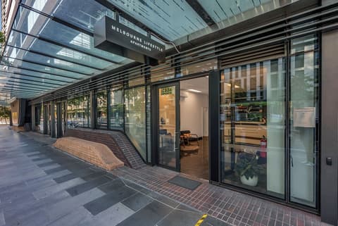 Wyndel Apartments Riverside on Collins