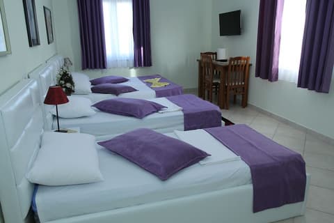 Bicaj Hotel, 