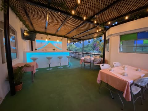 Hotel Panajachel Los Angeles