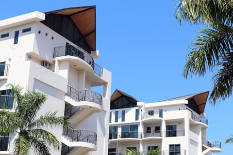 PACIFIC SUITES Boutique Hotel & Bistro, Front of property