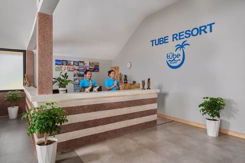 Tube Resort by EHM