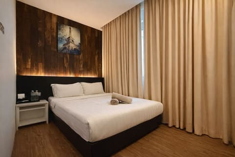 Monaco Boutique Hotel Kampung Air