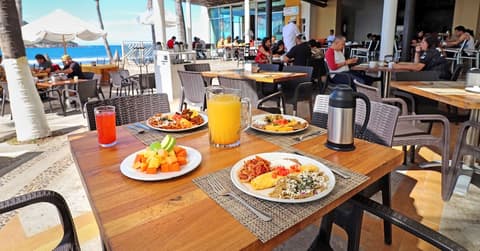 Oceano Palace Beach Resort