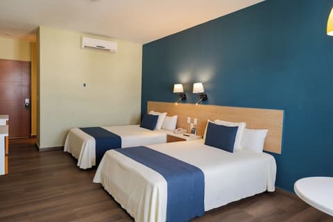 Oceano Palace Beach Resort