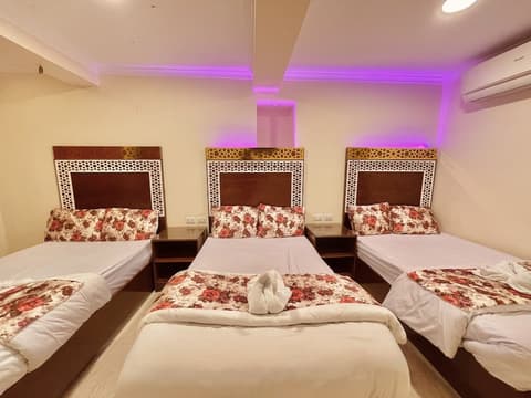 Pyramids Height Hotel & Pyramids Master Scene Rooftop