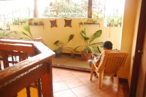 Centro Mactan Suites