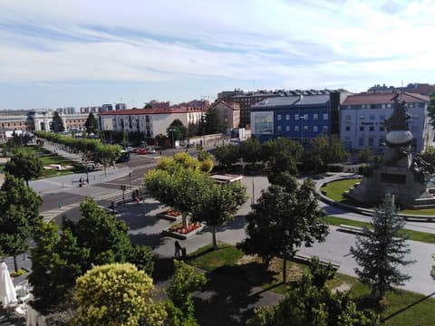 Hotel Colón Plaza, City view from property
