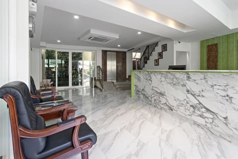 Royale 8 Ville, Reception