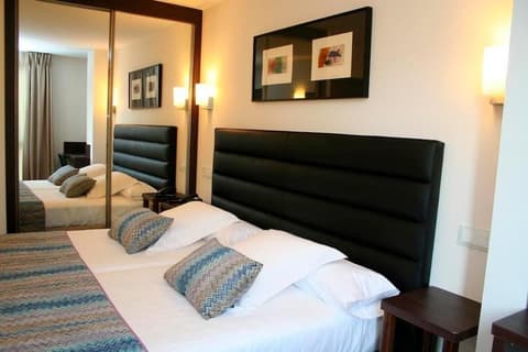 Hotel Villa Rosario II, Edificio Moderno