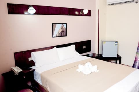 Shady Hotel