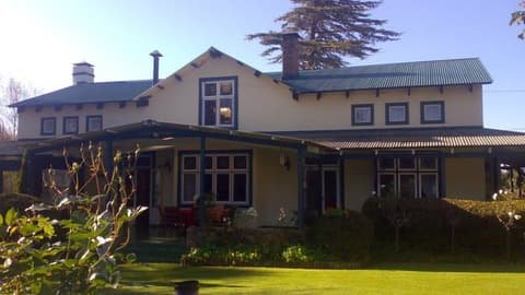 Highland Rose Country House & Serenity Spa, Front of property