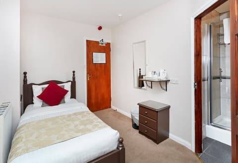 Conifers Guest House