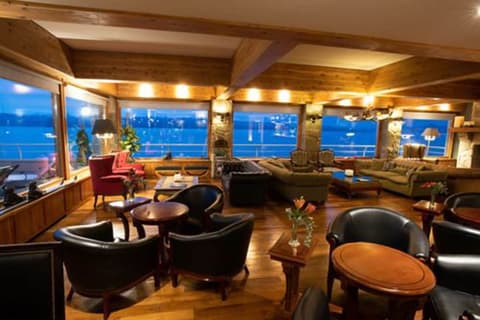 Cacique Inacayal Lake & Spa Hotel