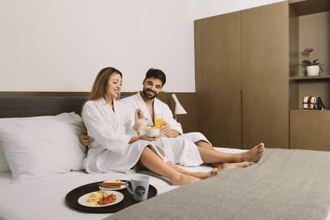 Dazzler by Wyndham Lima San Isidro, In-room dining