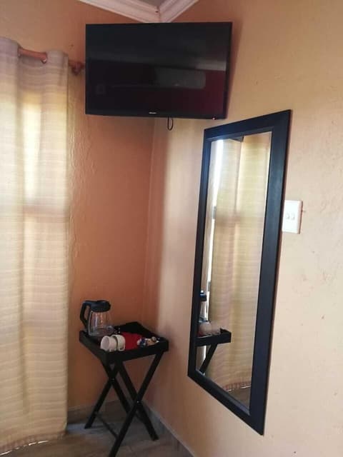 Thavhani Guest House