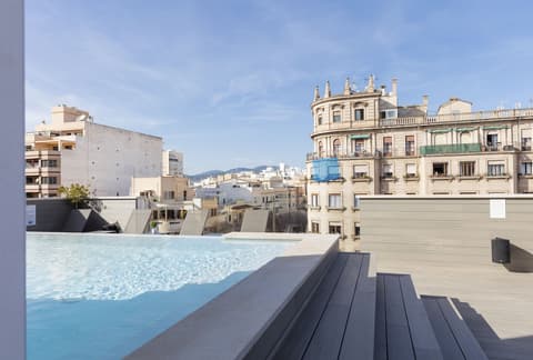 Ars Magna Bleisure Hotel, Rooftop pool