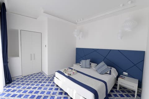 Palazzo San Giovanni, Room