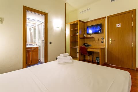 Negresco Gran Vía, Room