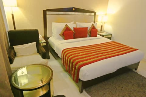 Venizia Sarovar Portico Delhi